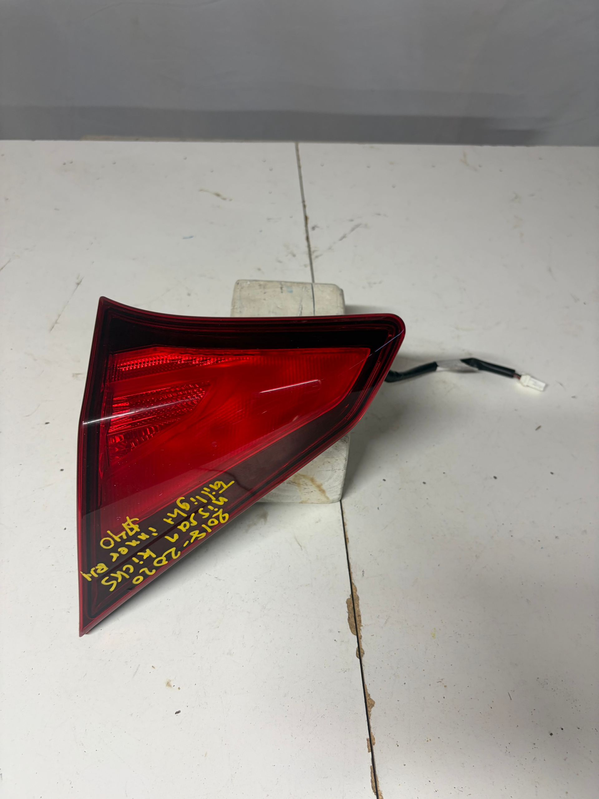 2018-2020 Nissan Kicks Passenger Side Inner Taillight