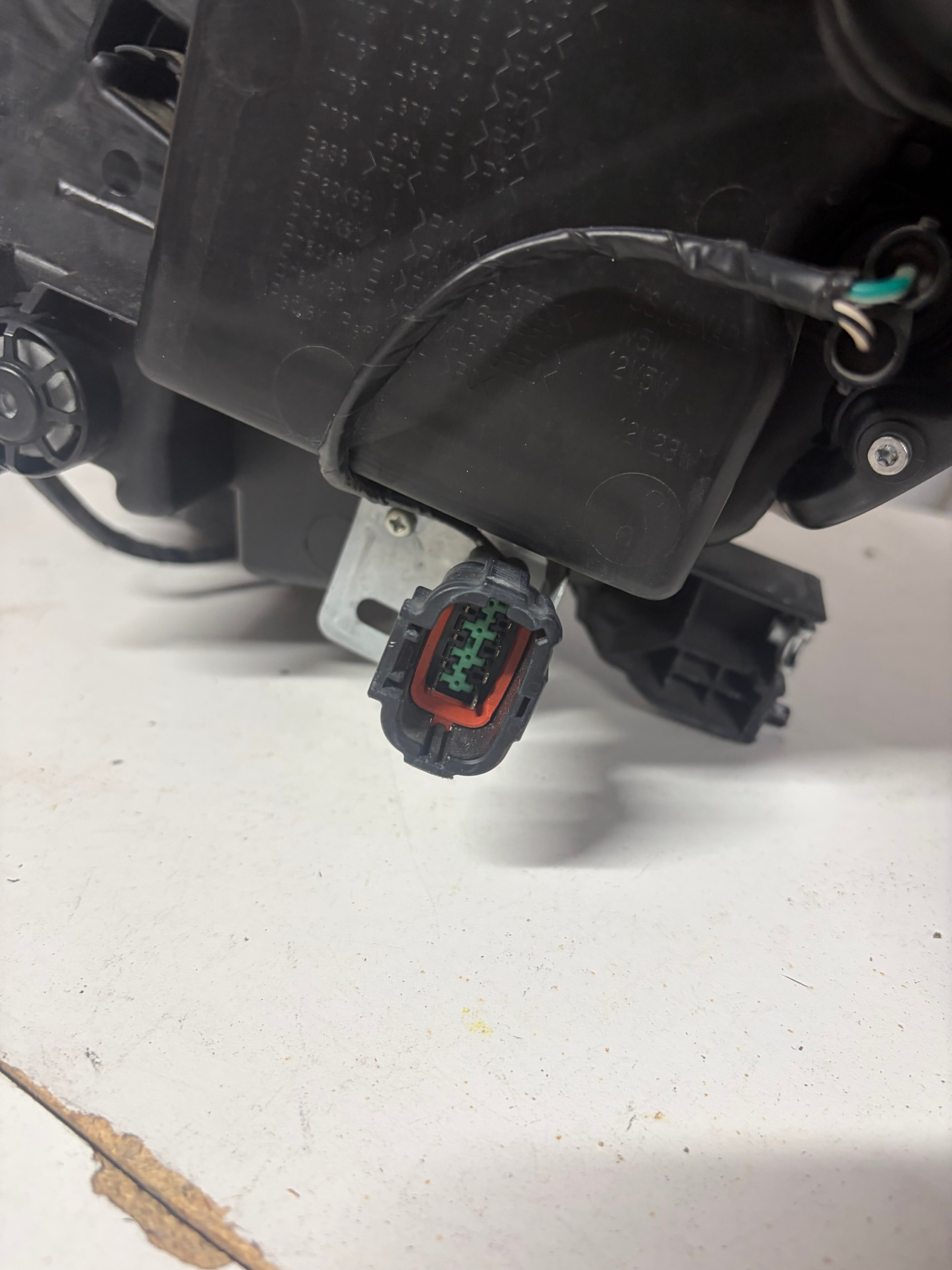 2015-2018 Nissan Murano Passenger Side Headlight LED LH