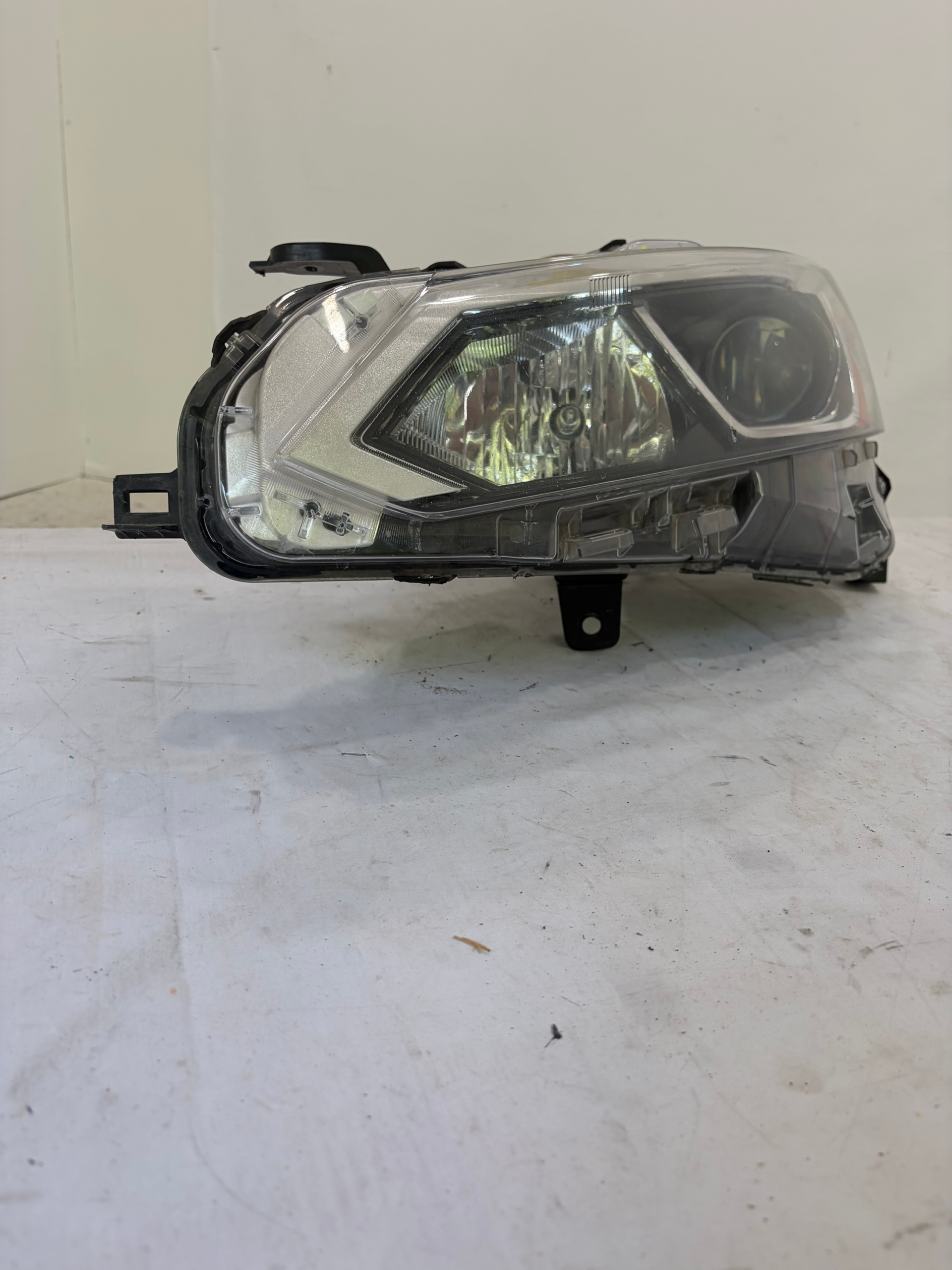 2019-2021 Nissan Altima Driver Side Headlight LH