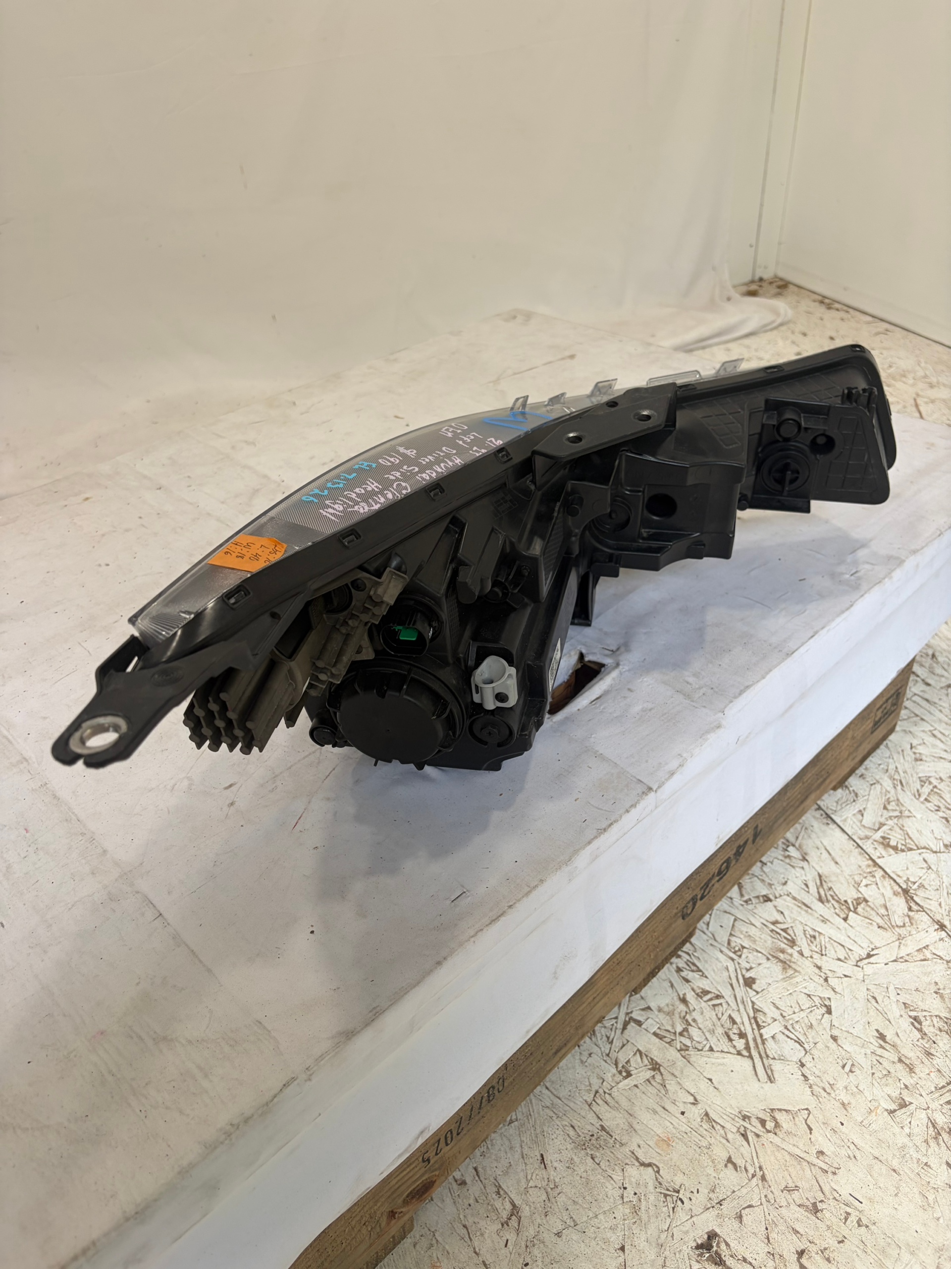2021-2023 Hyundai Elantra Driver Side Headlight