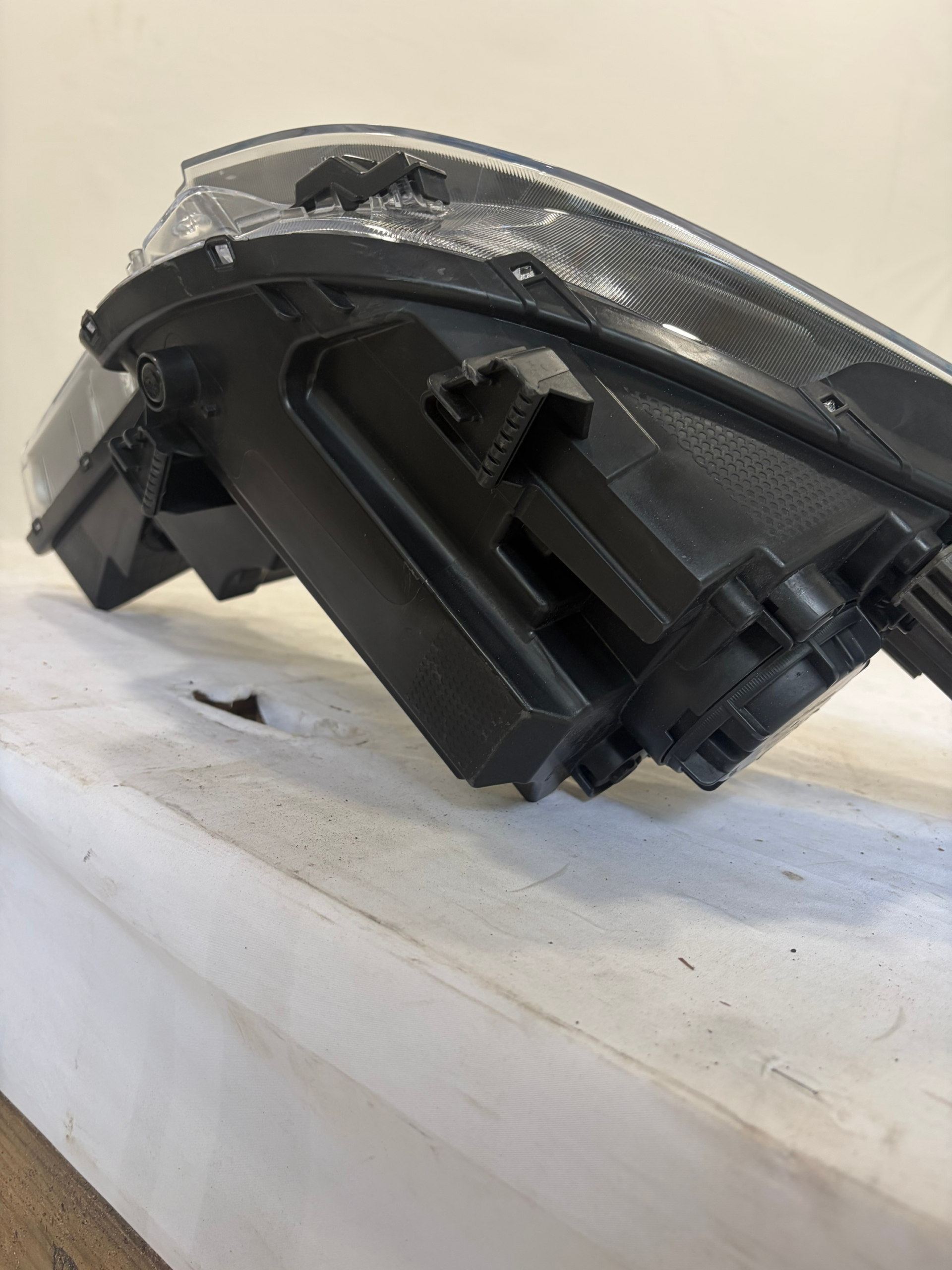 2021-2023 Hyundai Elantra Driver Side Headlight