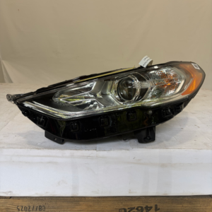 2017-2020 Ford Fusion Driver Side Headlight - Image 3