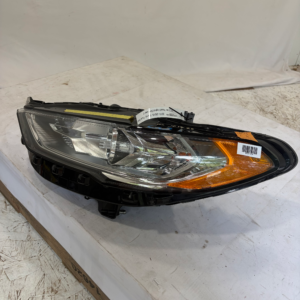 2017-2020 Ford Fusion Driver Side Headlight - Image 5