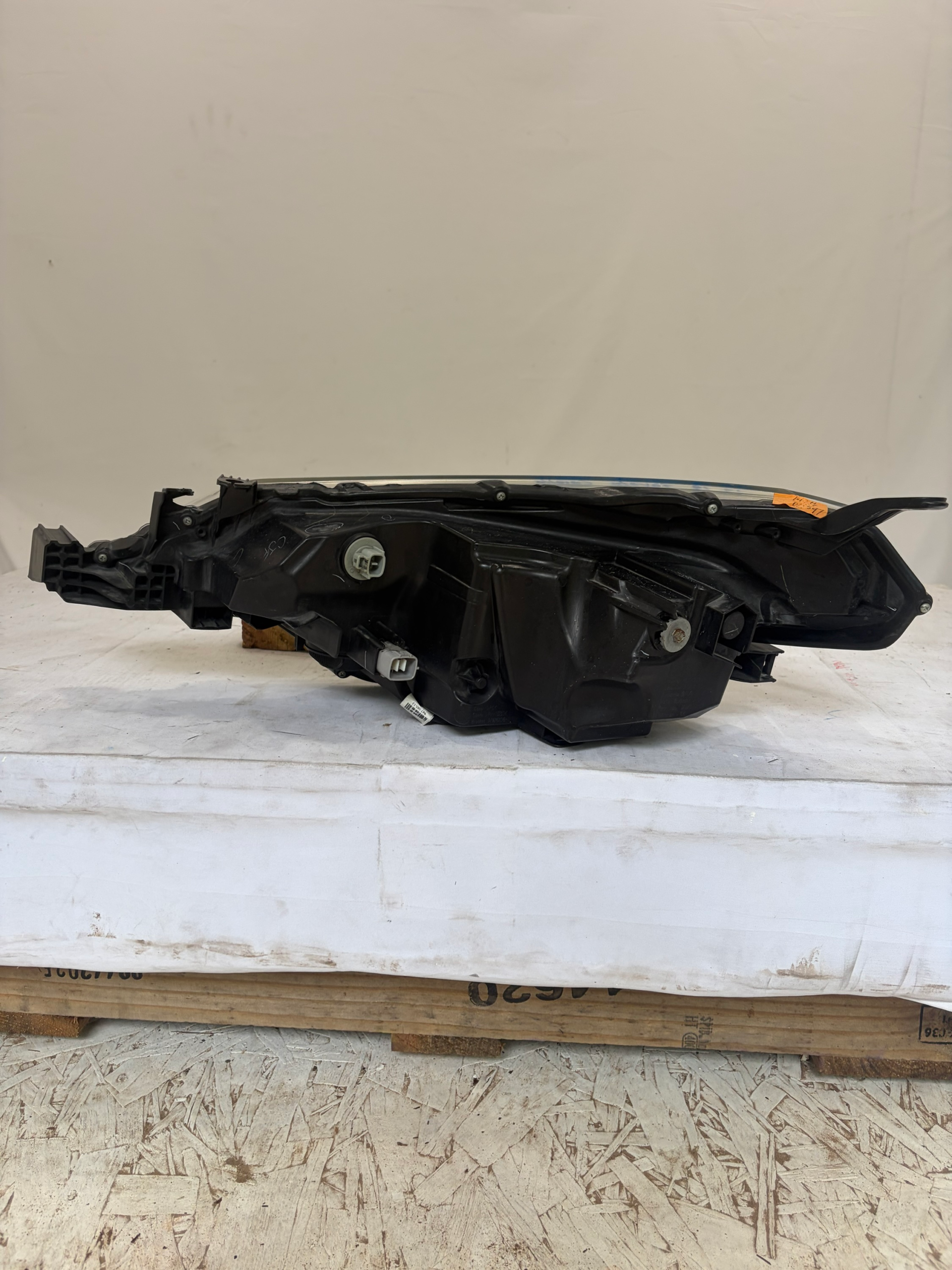 2017-2019 Toyota Corolla Passenger Side Headlight