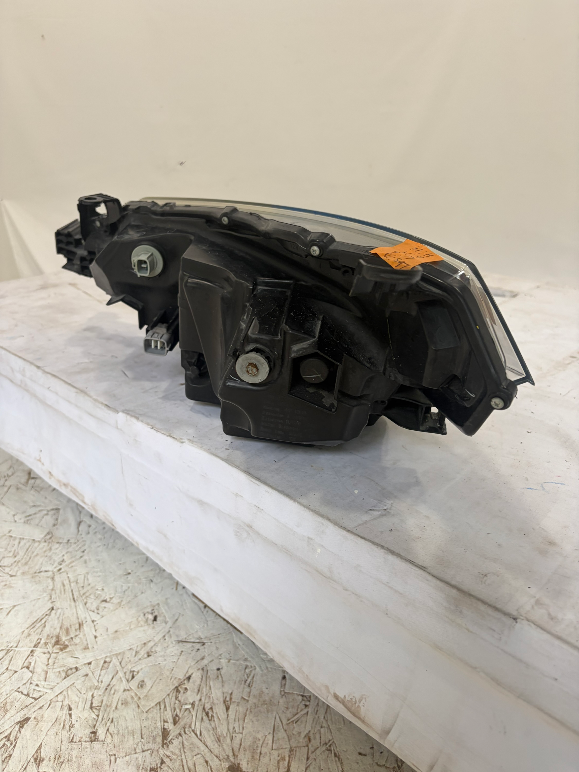 2017-2019 Toyota Corolla Passenger Side Headlight