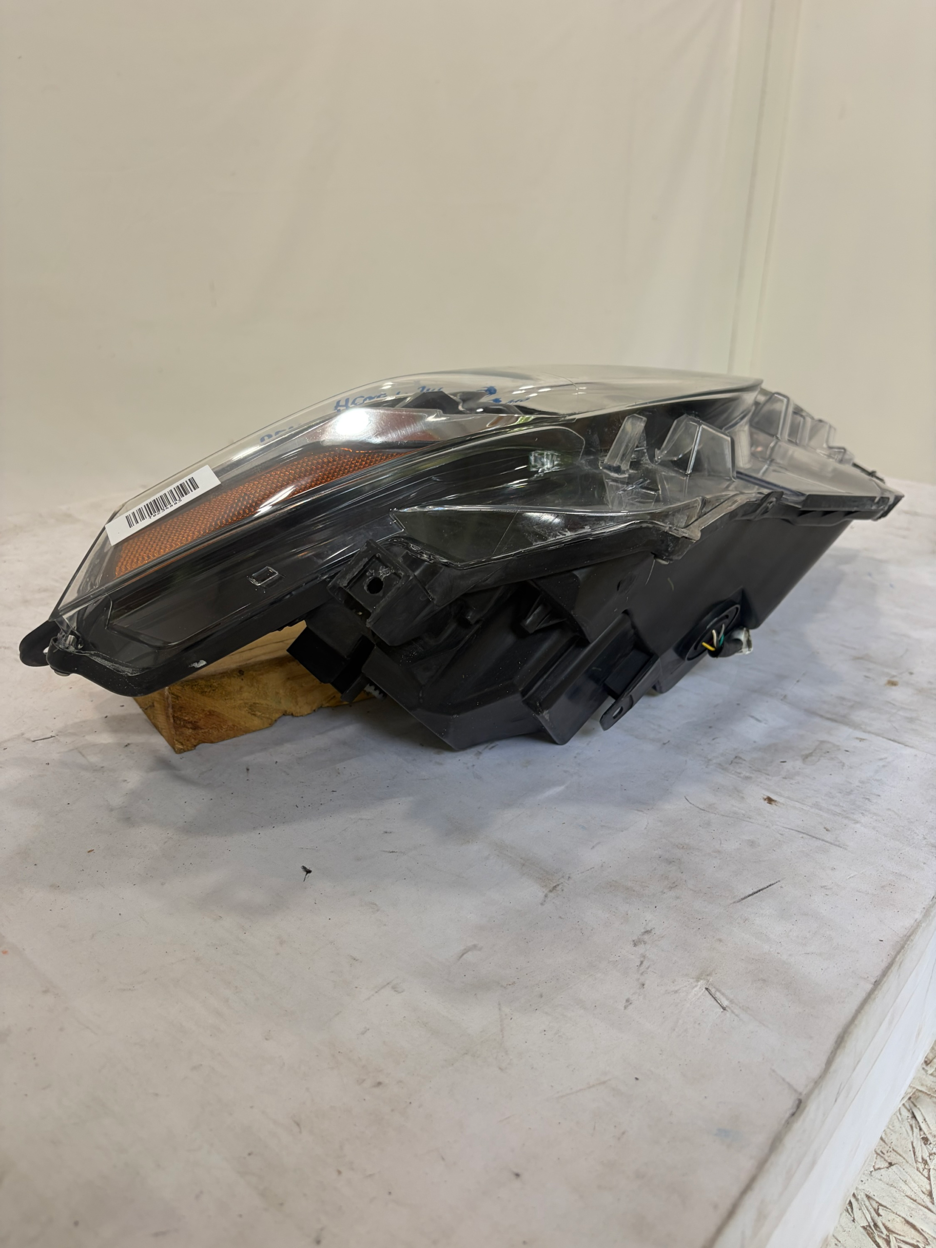 2017-2019 Toyota Corolla Passenger Side Headlight