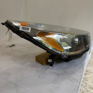 2017-2019 Ford Escape Passenger Side Headlight - Image 5