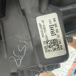 2017-2019 Ford Escape Passenger Side Headlight - Image 10