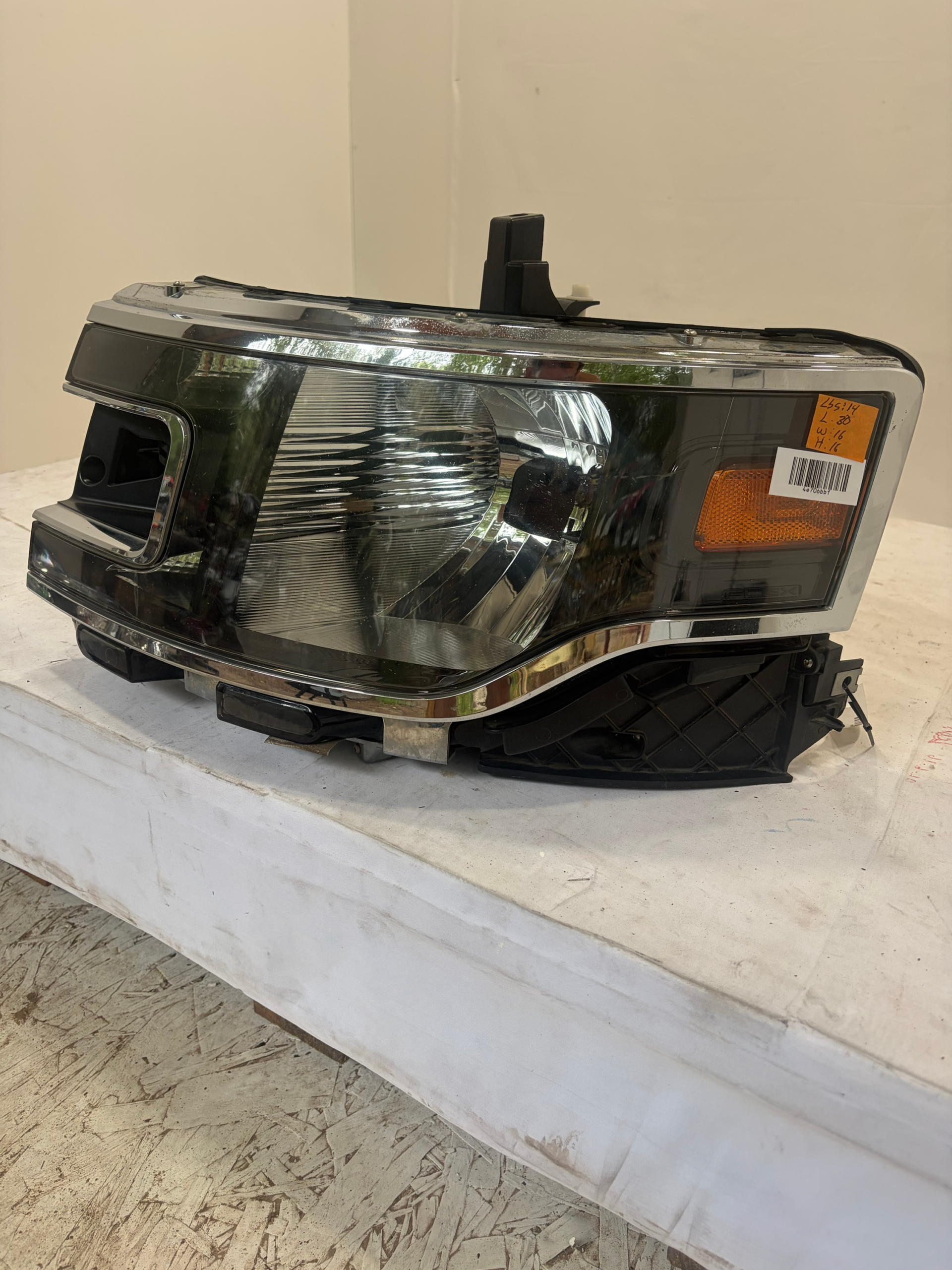 2013-2019 Ford Flex Driver Side Headlight