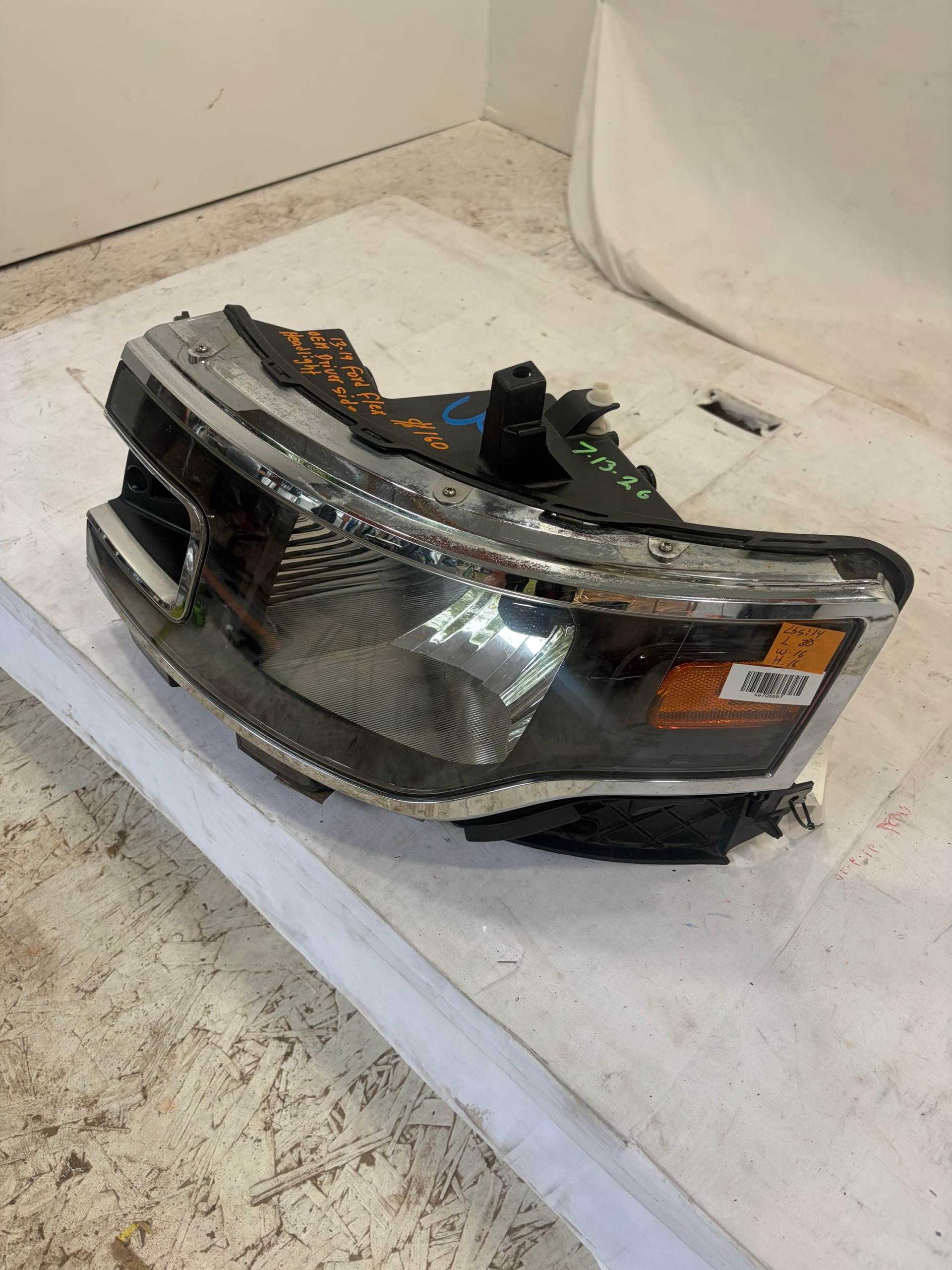 2013-2019 Ford Flex Driver Side Headlight