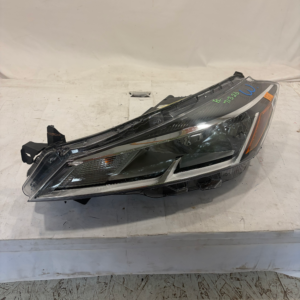 2020-2024 Nissan Kicks Driver Side Headlight
