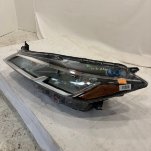 2020-2024 Nissan Kicks Driver Side Headlight - Image 5