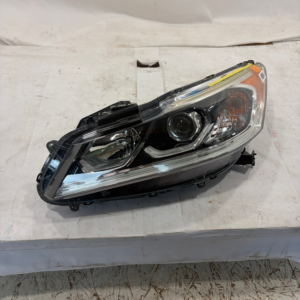 2016-2017 Honda Accord Halogen Driver Side Headlight