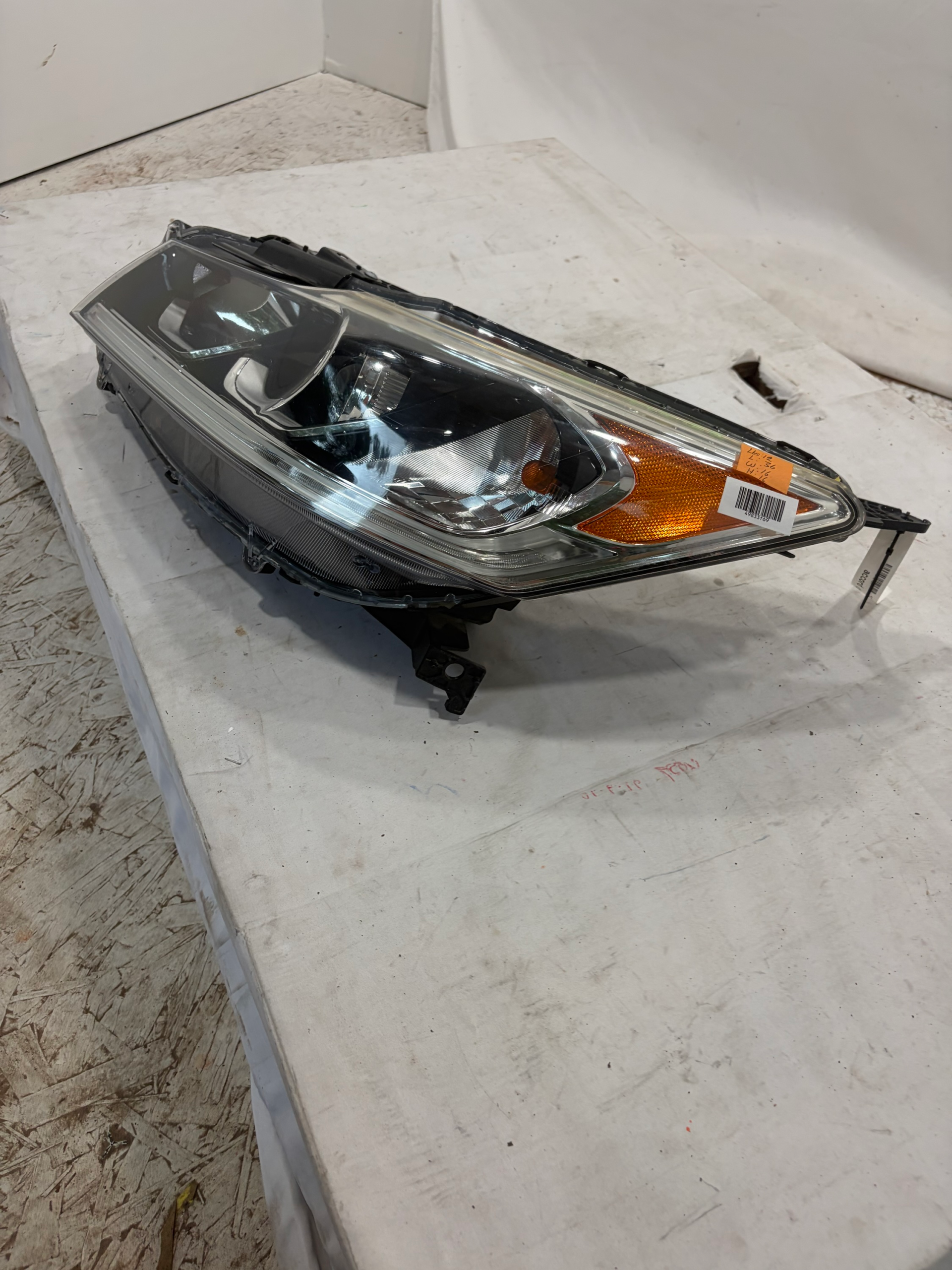 2016-2017 Honda Accord Halogen Driver Side Headlight