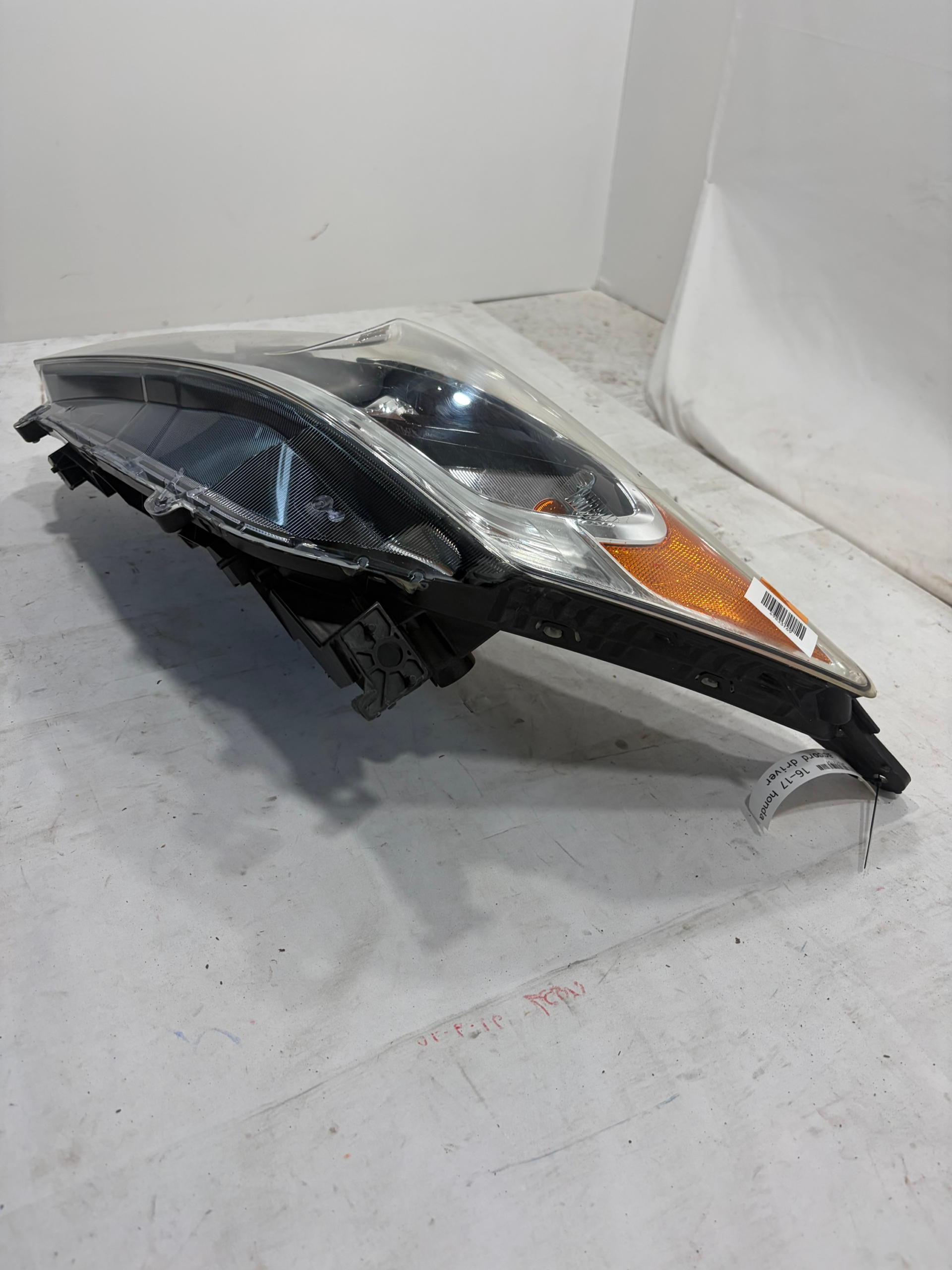 2016-2017 Honda Accord Halogen Driver Side Headlight
