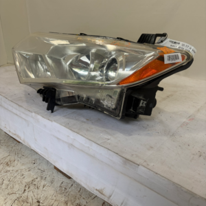 2012-2017 Nissan Quest Driver Side Headlight - Image 3