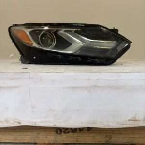 2018-2021 Chevrolet Equinox Passenger Side Headlight - Image 3