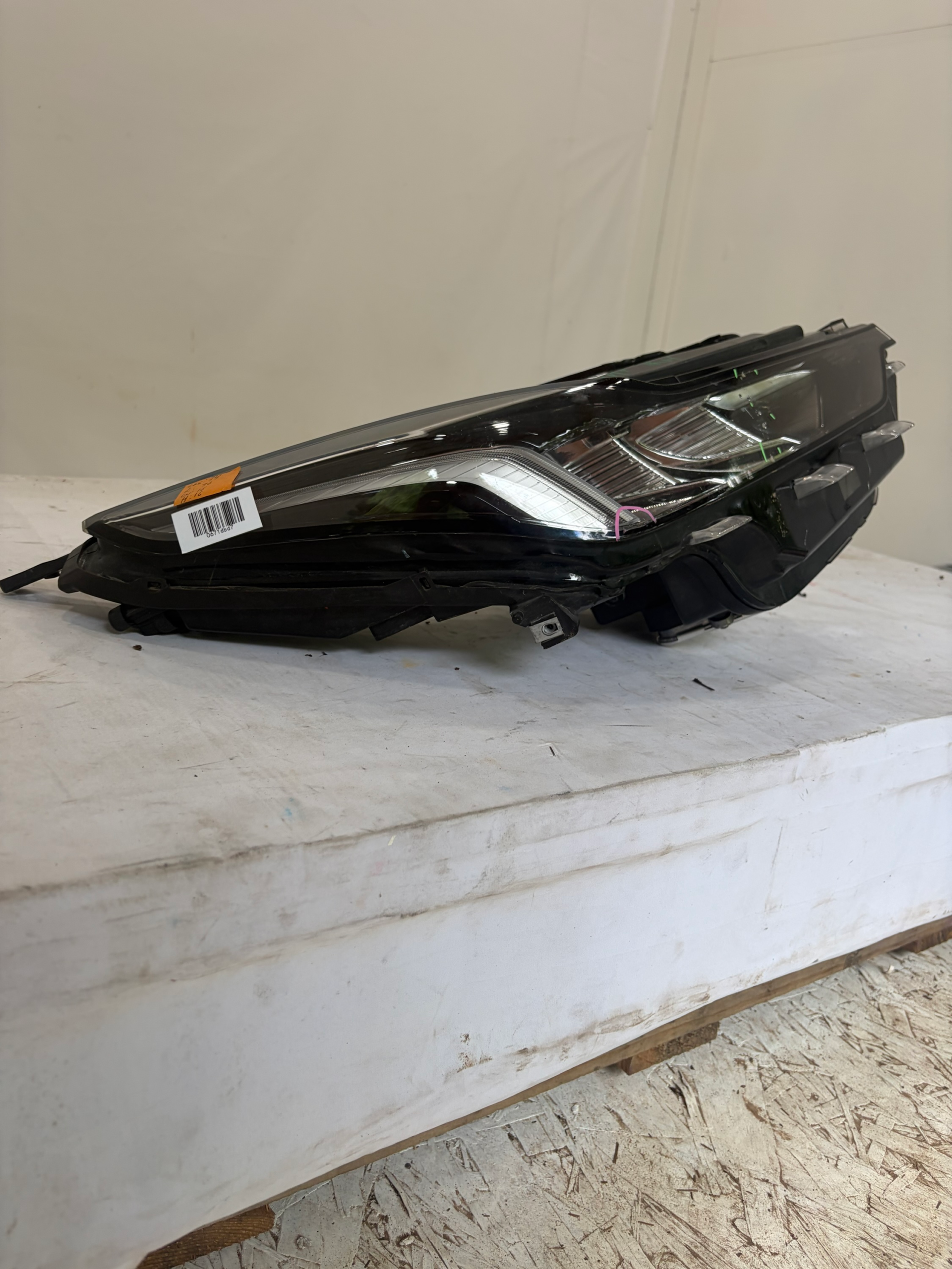 2020-2024 Cadillac CT5 Passenger Side Headlight