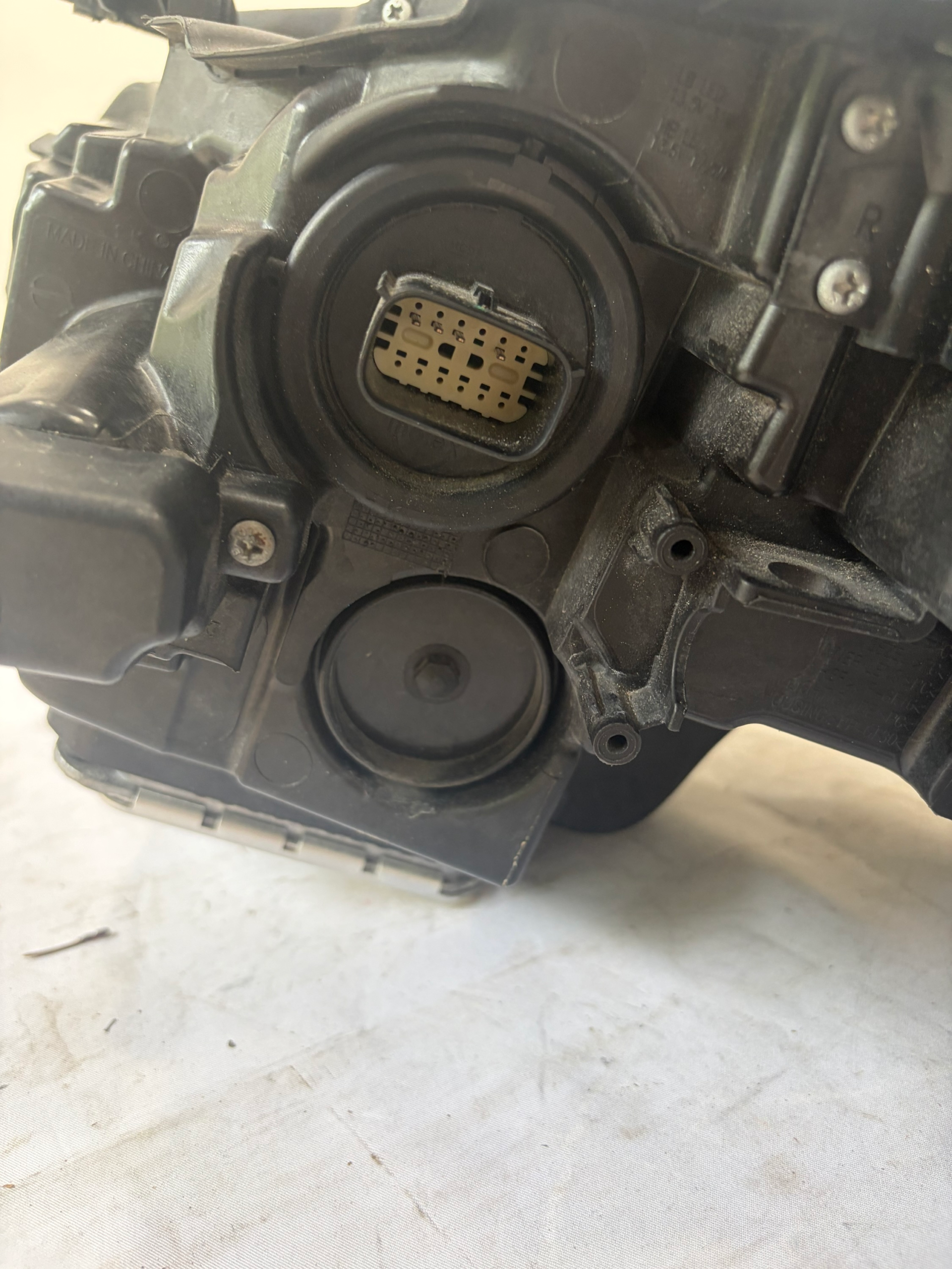 2020-2024 Cadillac CT5 Passenger Side Headlight