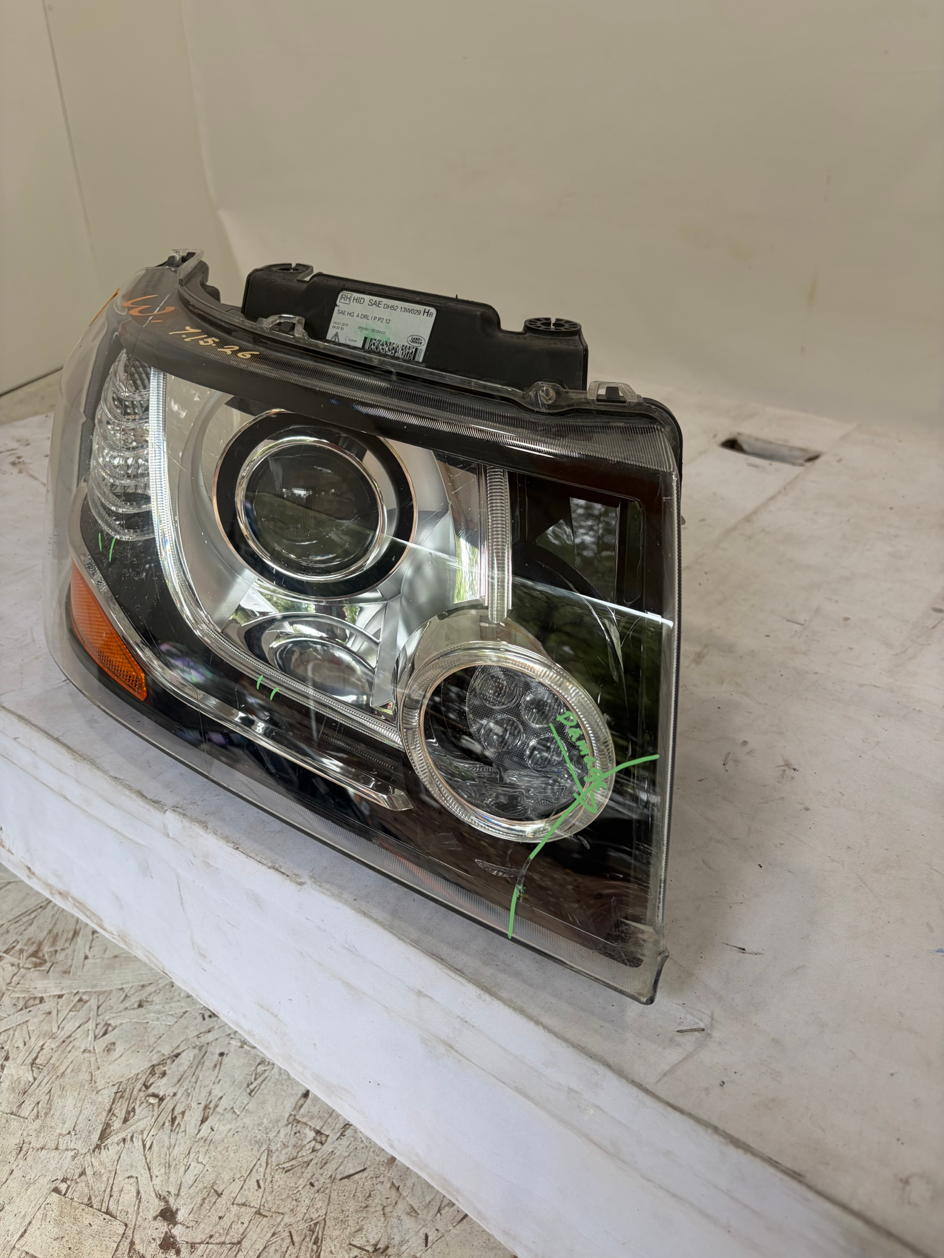 2013-2015 Range Rover LR2 HID Xenon Passenger Side Headlight