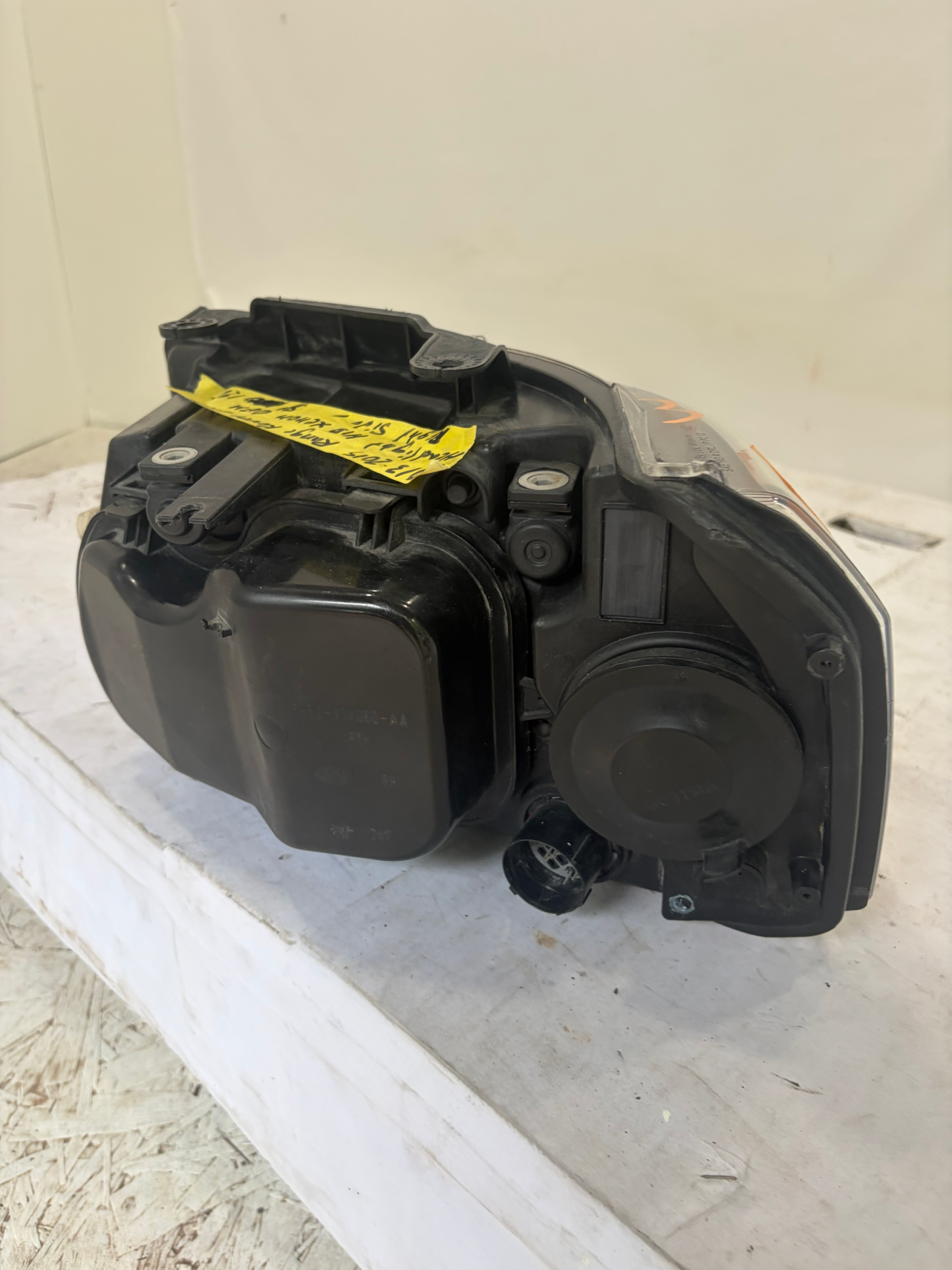 2013-2015 Range Rover LR2 HID Xenon Passenger Side Headlight