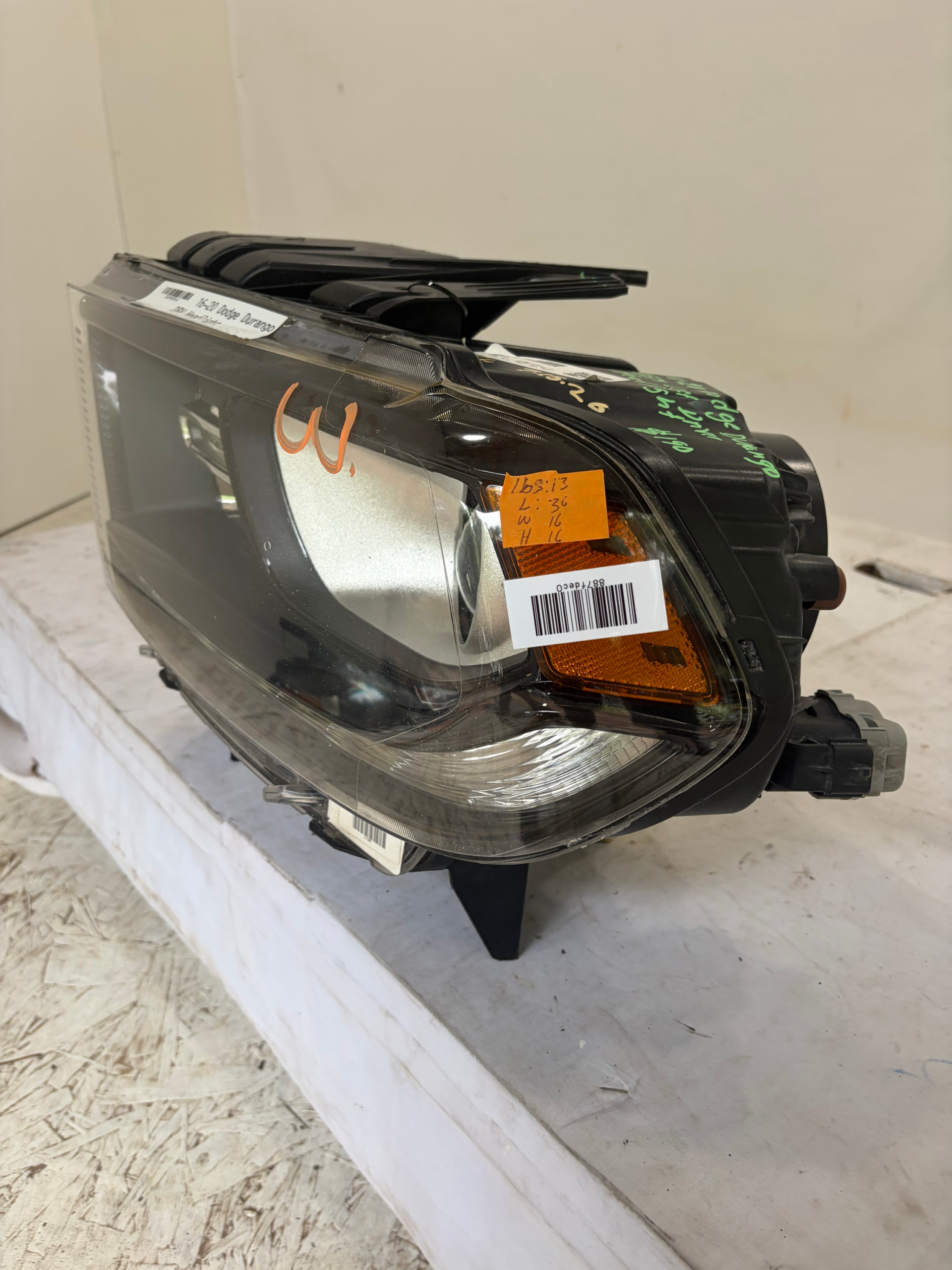 2016-2020 Dodge Durango Driver Side Headlight