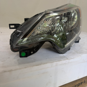 2016-2019 Nissan Versa Halogen Driver Side Headlight - Image 3
