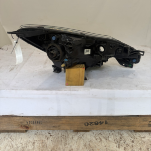 2016-2019 Nissan Versa Halogen Driver Side Headlight - Image 6