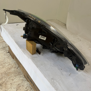 2016-2019 Nissan Versa Halogen Driver Side Headlight - Image 8