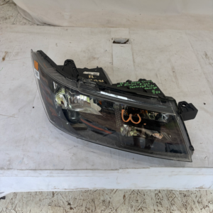 2008-2019 Dodge Journey Halogen Passenger Side Headlight - Image 2