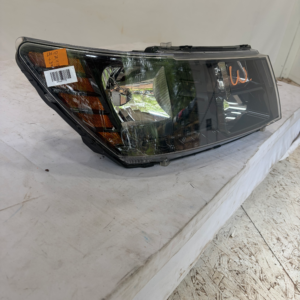 2008-2019 Dodge Journey Halogen Passenger Side Headlight - Image 3