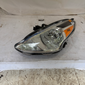 2015-2019 Nissan Versa Halogen Driver Side Headlight - Image 11