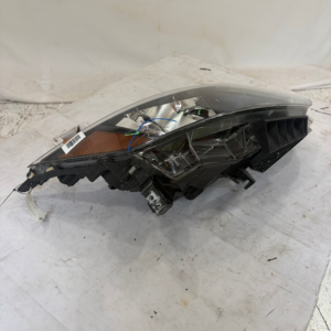 2017-2019 Nissan Rogue Sport Passenger Side Headlight - Image 9