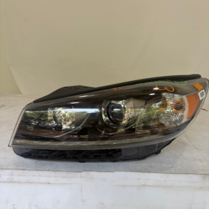 2019-2020 Kia Sorento Driver Side Headlight - Image 2