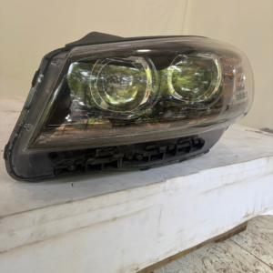 2019-2020 Kia Sorento Driver Side Headlight - Image 3