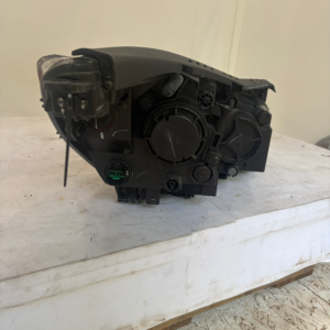 2019-2020 Kia Sorento Driver Side Headlight - Image 12