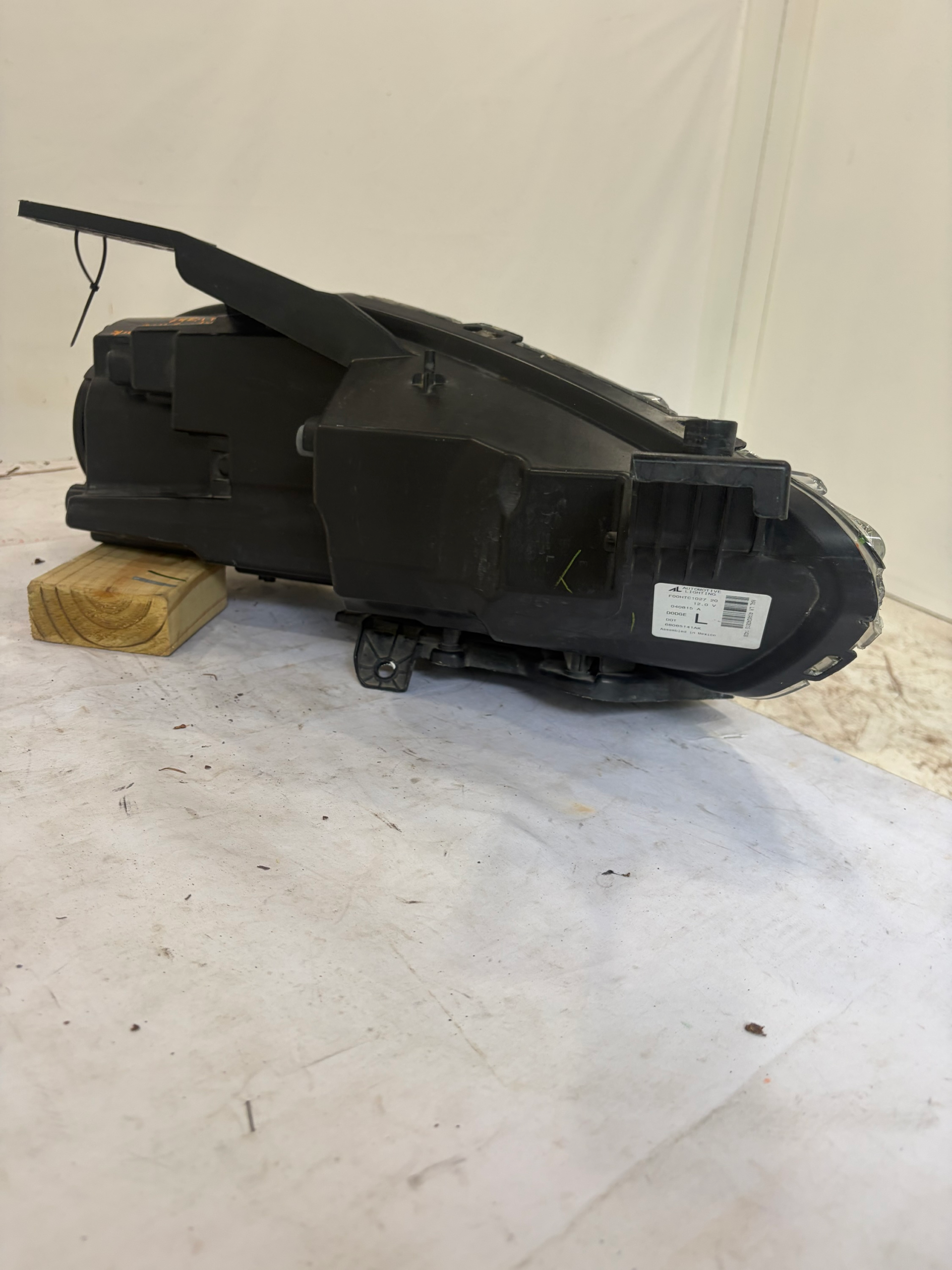 2013-2016 Dodge Dart Driver Side Headlight