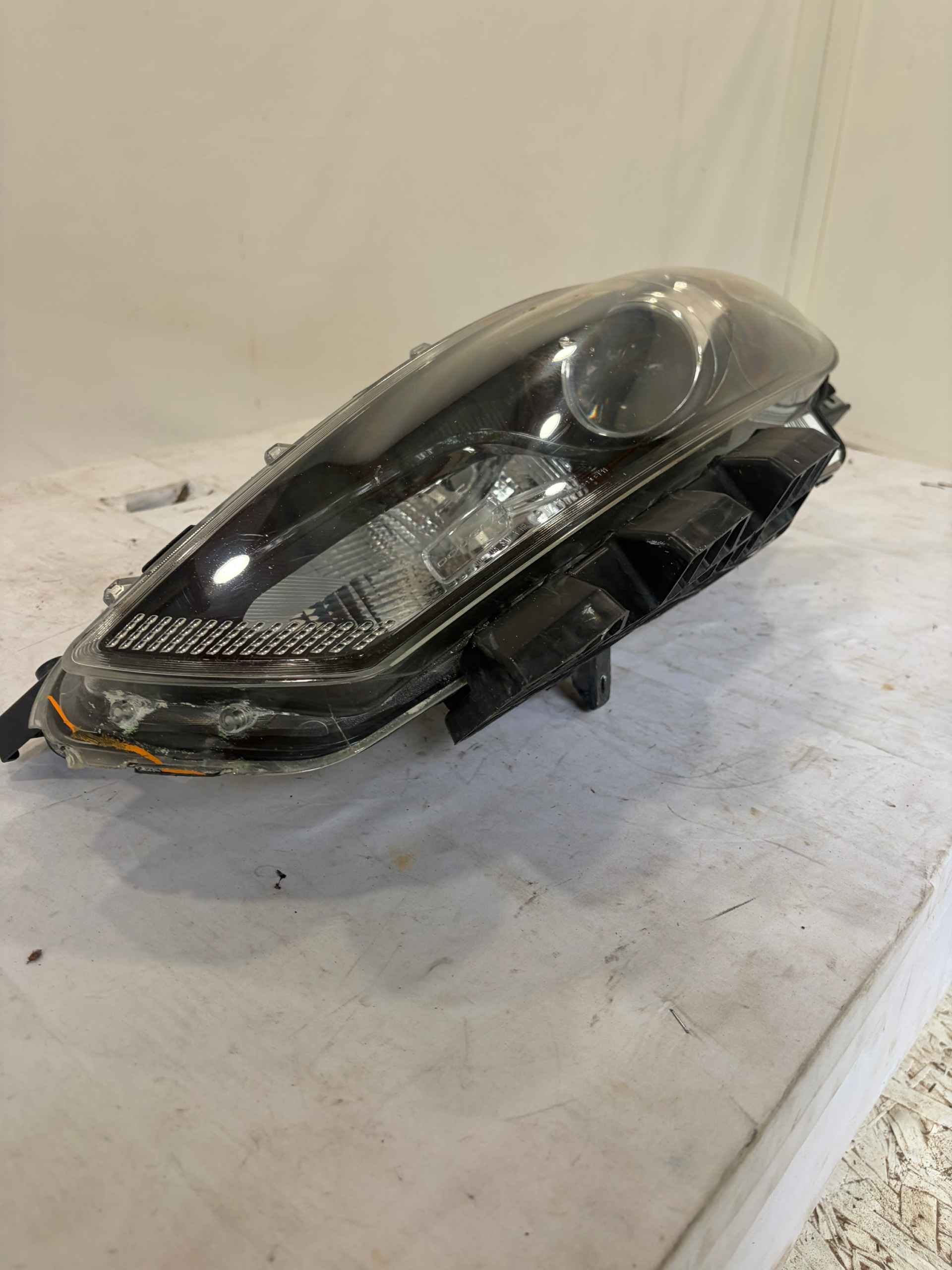 2013-2016 Dodge Dart Driver Side Headlight