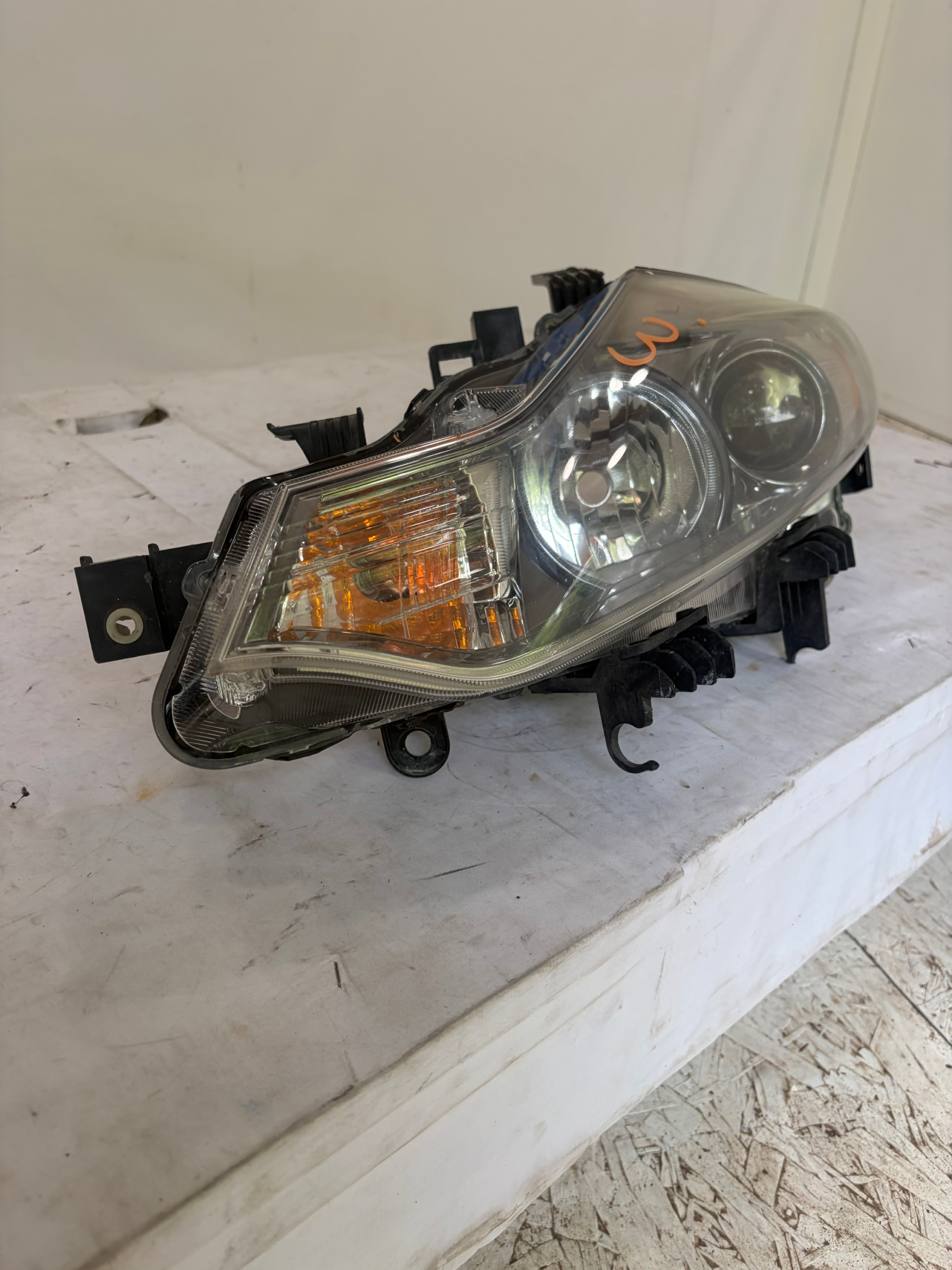 2009-2013 Nissan Murano Driver Side Headlight