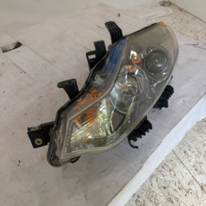 2009-2013 Nissan Murano Driver Side Headlight - Image 4