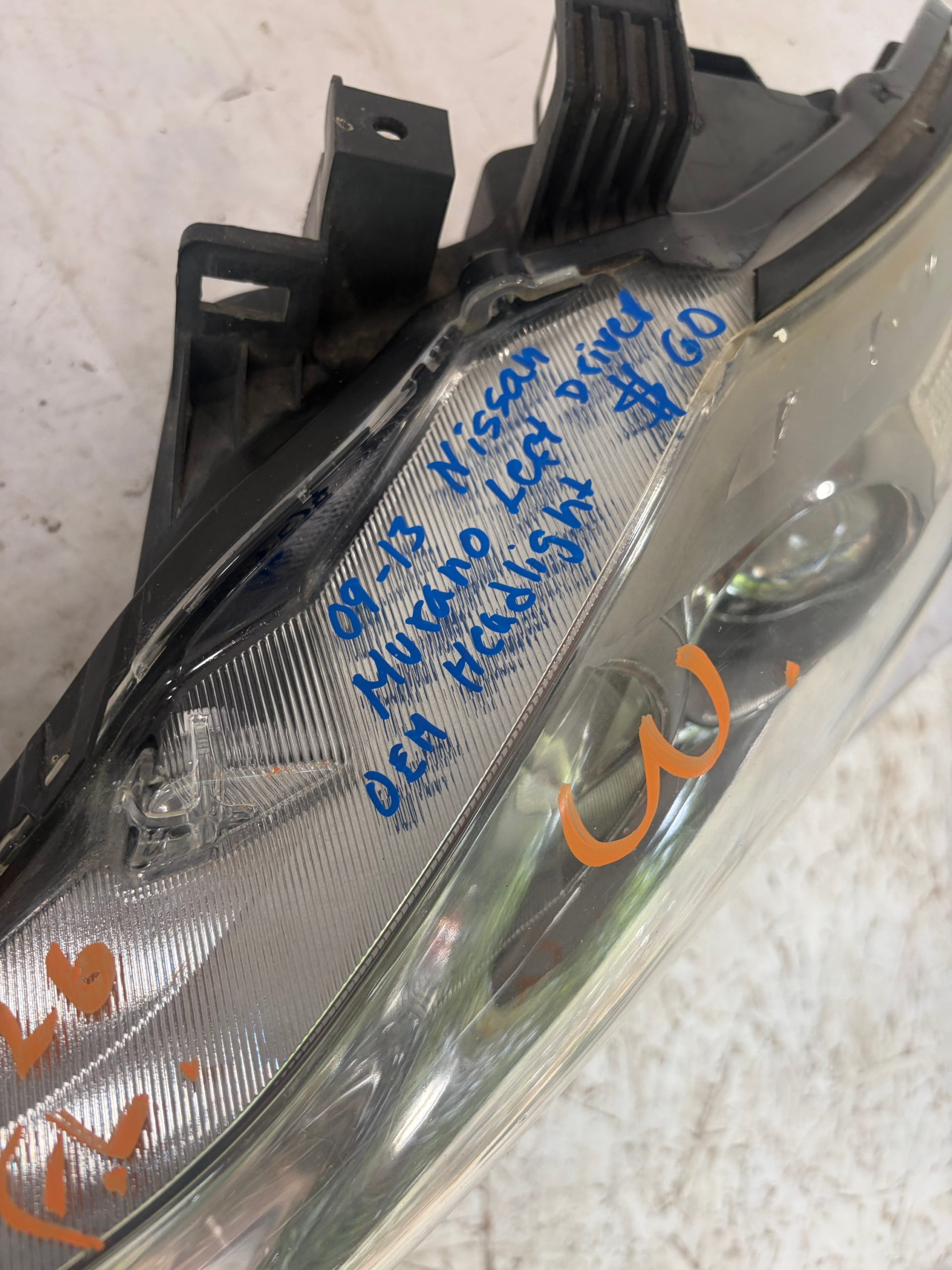 2009-2013 Nissan Murano Driver Side Headlight