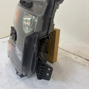 2023-2025 Chevrolet Silverado 1500 Passenger Side Headlight - Image 9