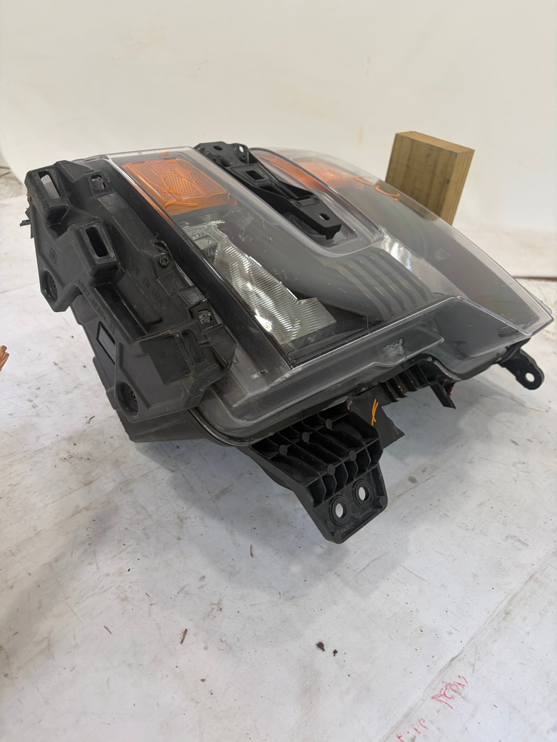2023-2025 Chevrolet Silverado 1500 Passenger Side Headlight