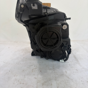 2010-2016 Cadillac SRX Halogen Driver Side Headlight - Image 7