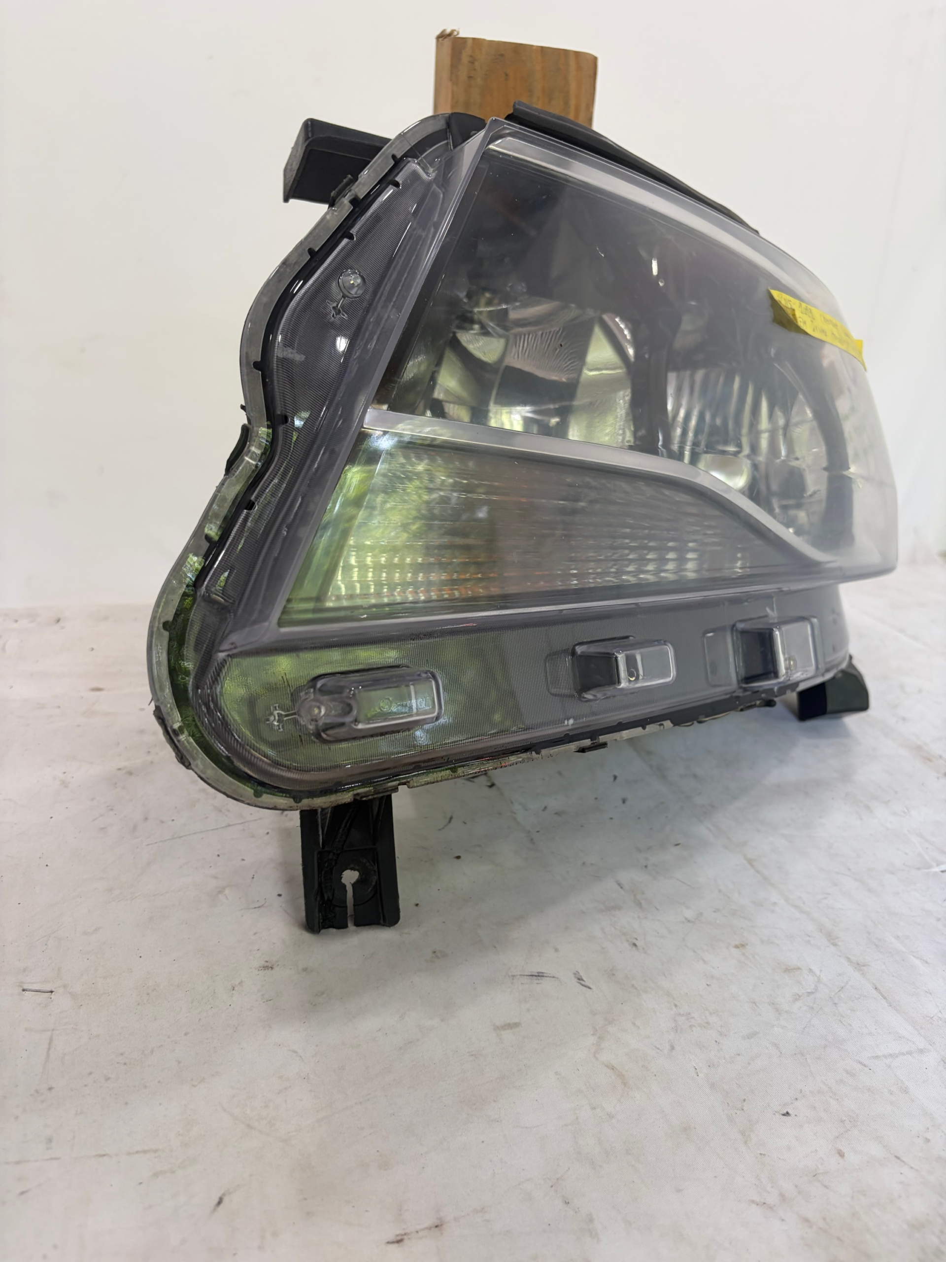 2015-2022 Chevrolet Colorado Halogen Driver Side Headlight