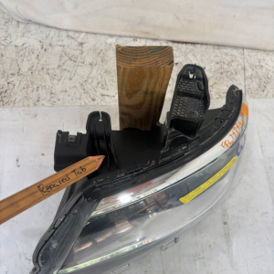 2015-2022 Chevrolet Colorado Halogen Driver Side Headlight - Image 8