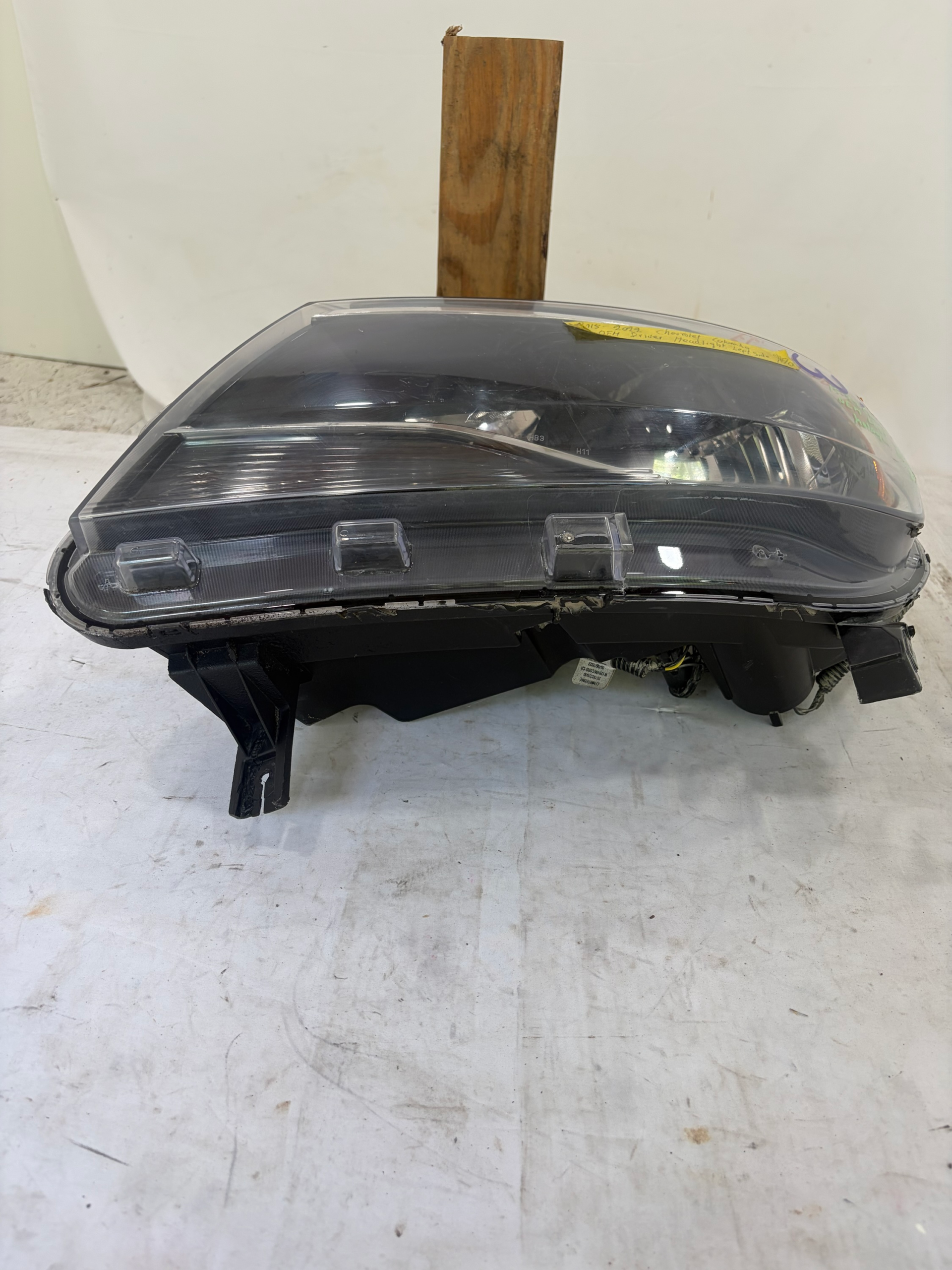 2015-2022 Chevrolet Colorado Halogen Driver Side Headlight