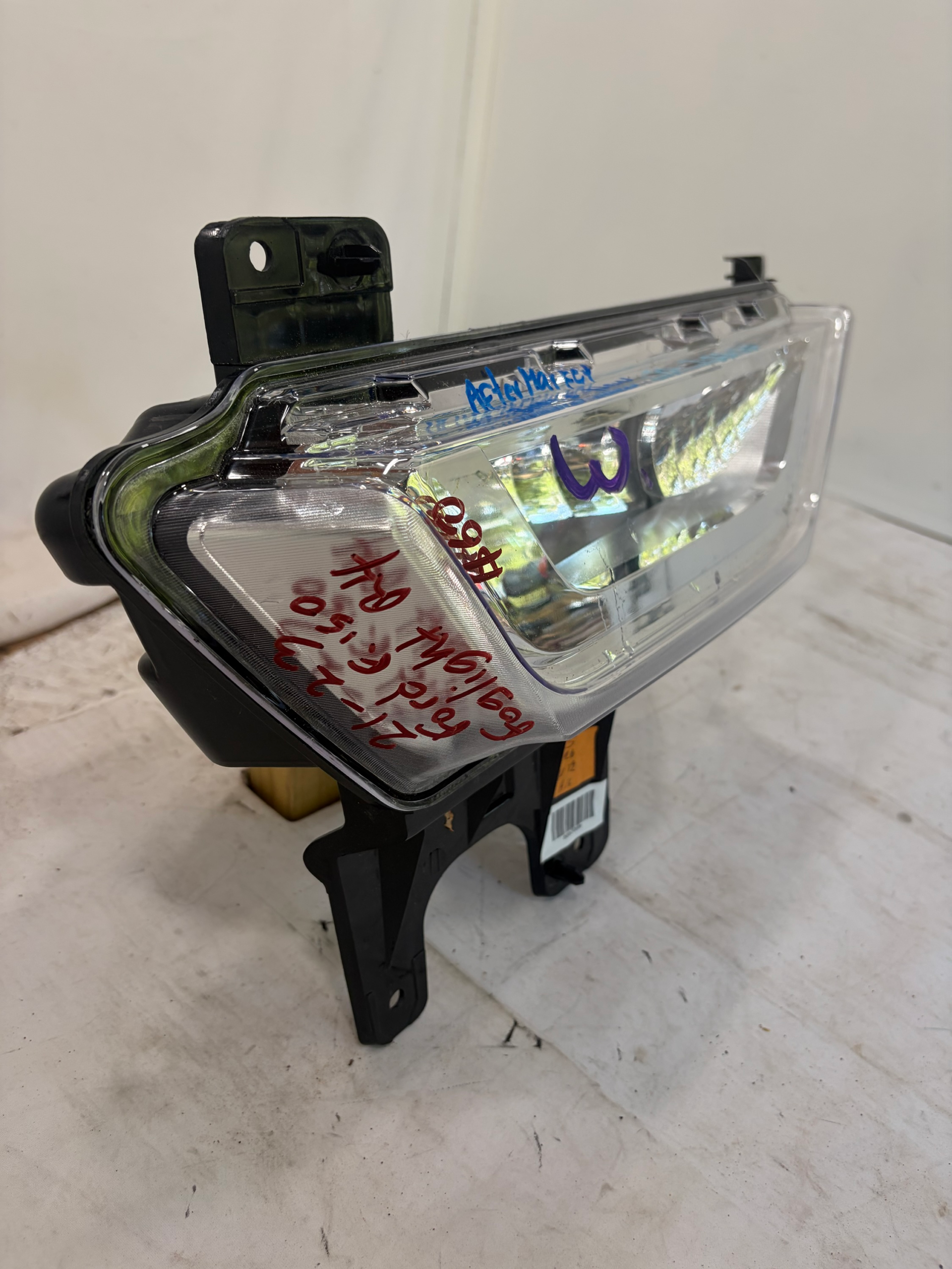 2021-2023 Ford F-150 Passenger Side Fog Light