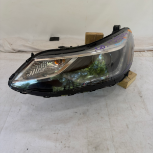 2016-2019 Chevrolet Cruze Driver Side Headlight - Image 16
