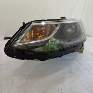 2016-2019 Chevrolet Cruze Driver Side Headlight - Image 2